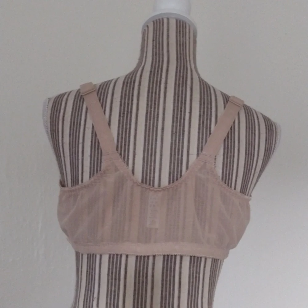 Berlei Post Surgery Mesh Front Close Wireless Comfort Bra Size 40C - Picture 8 of 8
